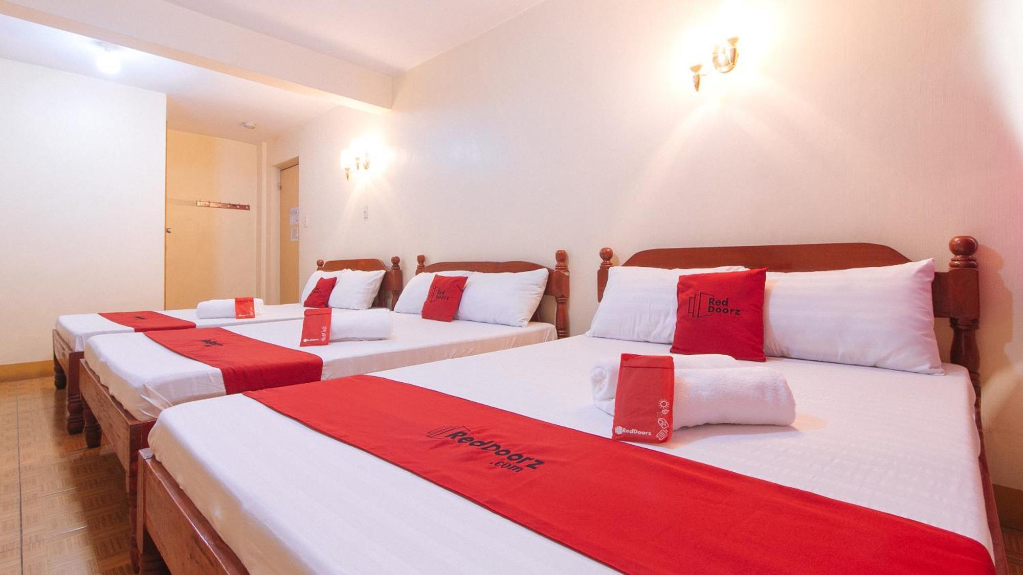 Reddoorz @ Golden Victory Hotel Mabalacat Pampanga Extérieur photo