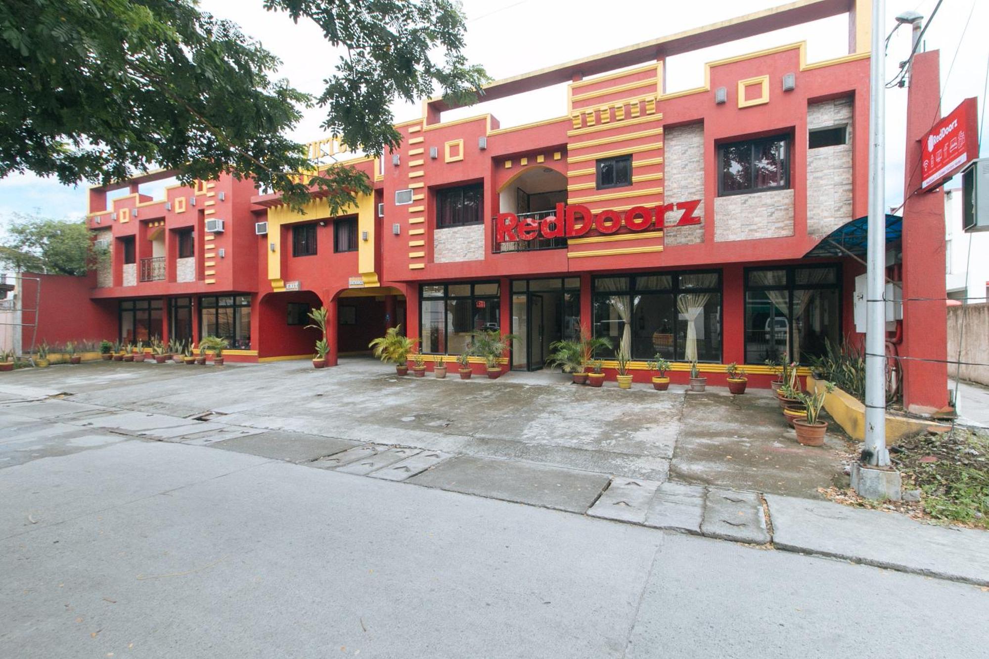 Reddoorz @ Golden Victory Hotel Mabalacat Pampanga Extérieur photo